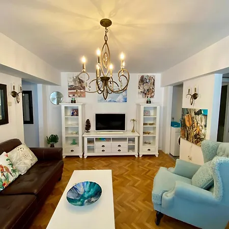 Old Town Apartment